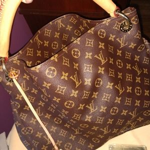 Louis Vuitton Artsy MM Bag (Lookalike)